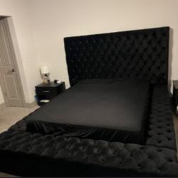 5 Piece California king  Bedroom Set With Mattress