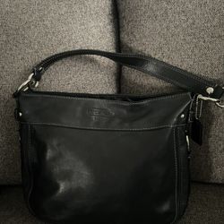 Coach Black Leather Zoe 