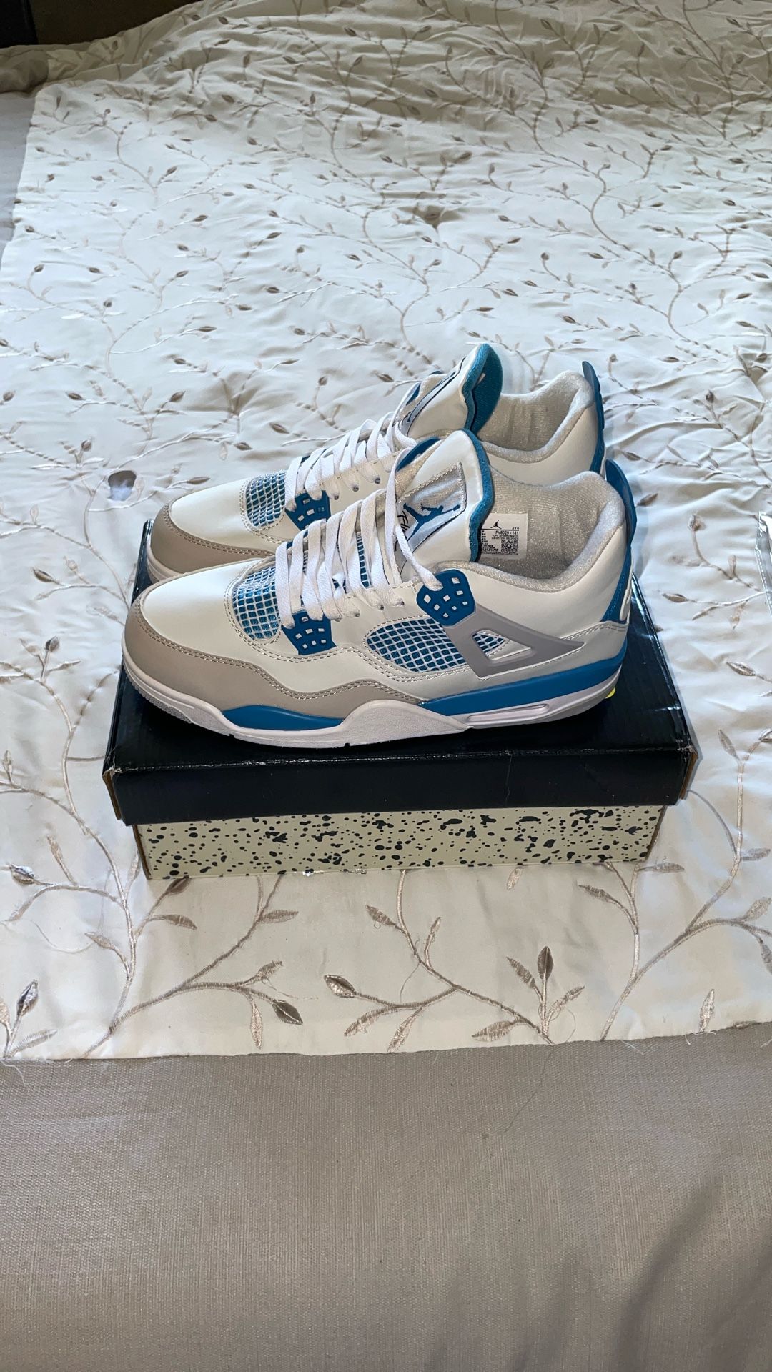 Jordan 4 Military Blue 10