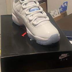 Jordan 11 White Legend Blue size 9