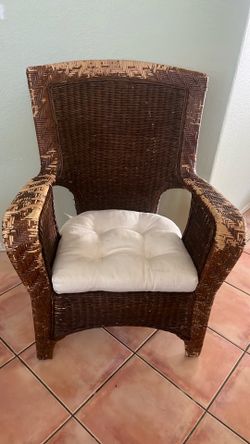 Large rattan chair with cushion