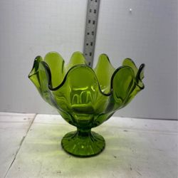 Vtg LE Smith Swung Green Glass Footed Handkerchief Bowl 7" X7" #W3.