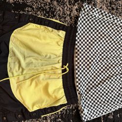 9 Women’s Skirts Size Medium And Large Bundle 