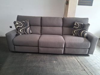 Couch Reclining
