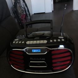 Studebaker Edge Bluetooth Radio