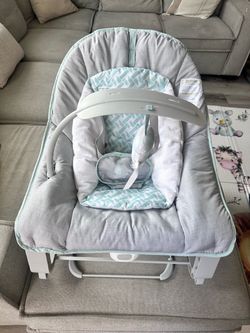 Baby bouncer