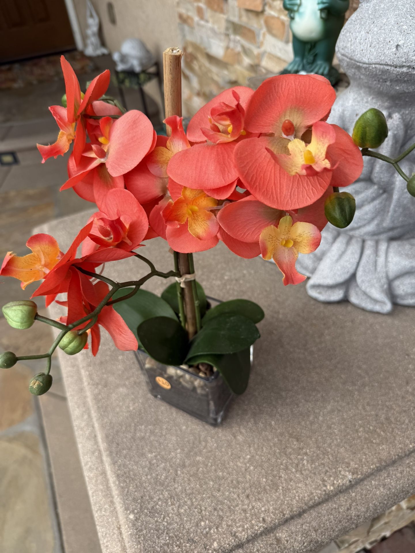 Silk Floral Arrangement $10