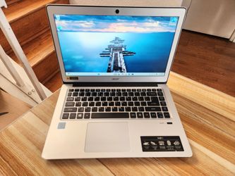 Loaded Acer Swift i5 laptop in Excellent condition!