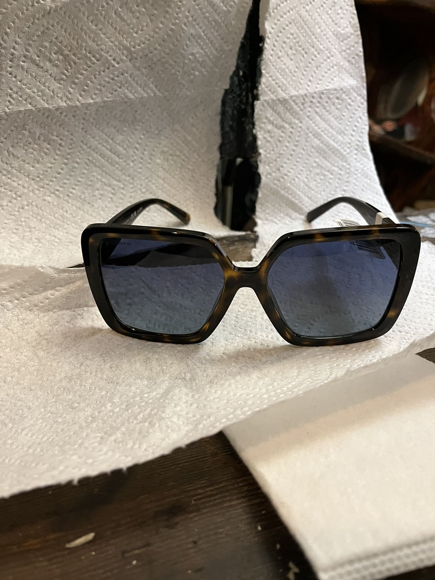Brand New Tiffany &co Sunglasses