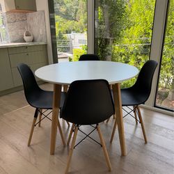 Table and 4 chairs