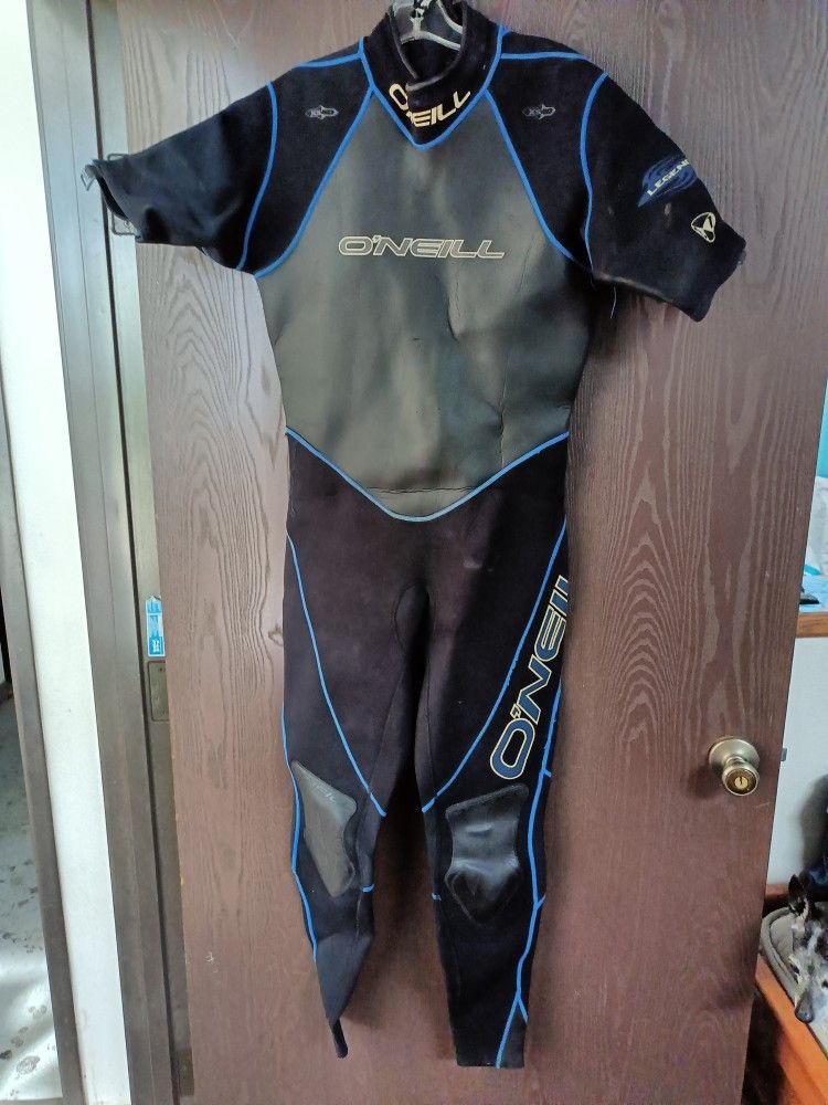 O'Neill Wetsuit Fits 5' 9" Thin Build