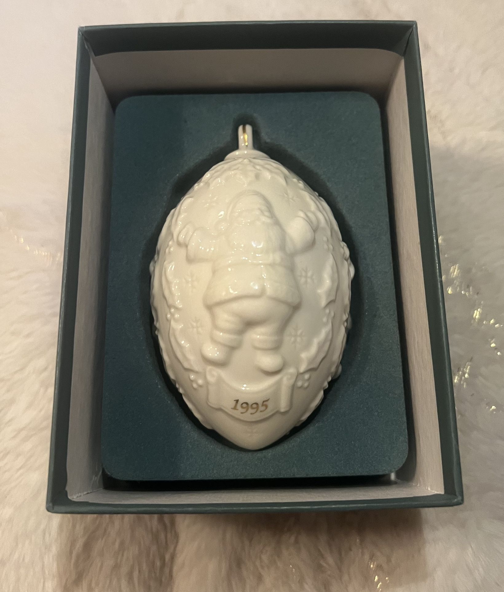 Lenox 1995 Annual christmas ornaments vintage santa with original box