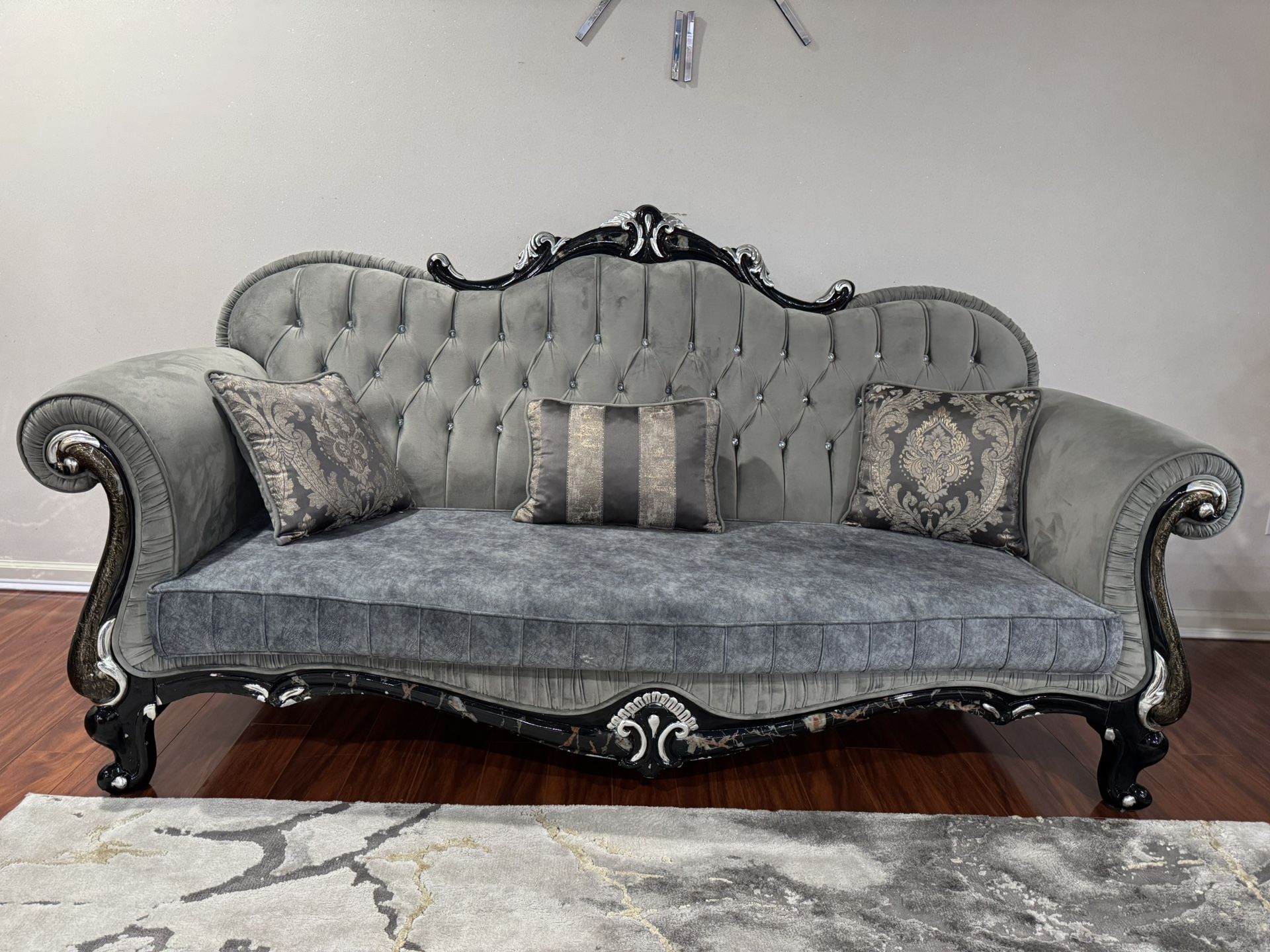 Sofa Set