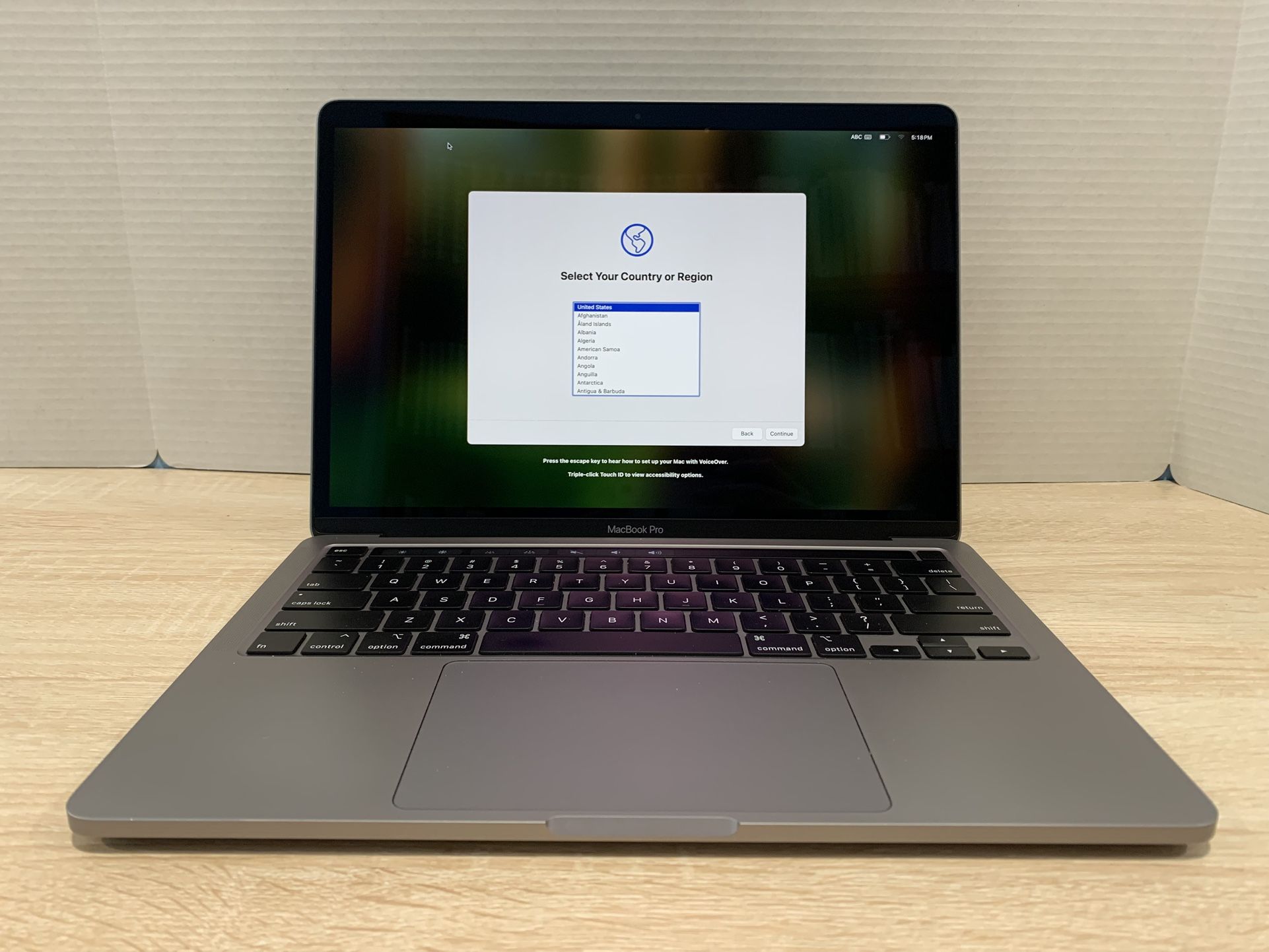 $450, 2020 MacBook Pro 13", i7/16GB RAM/512GB SSD, Touch Bar, factory upgrades worth $600