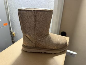 Brand New UGG