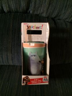 Snackeez! The Secret Life of Pets Cup