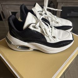 Women’s Micheal Kors shoes 