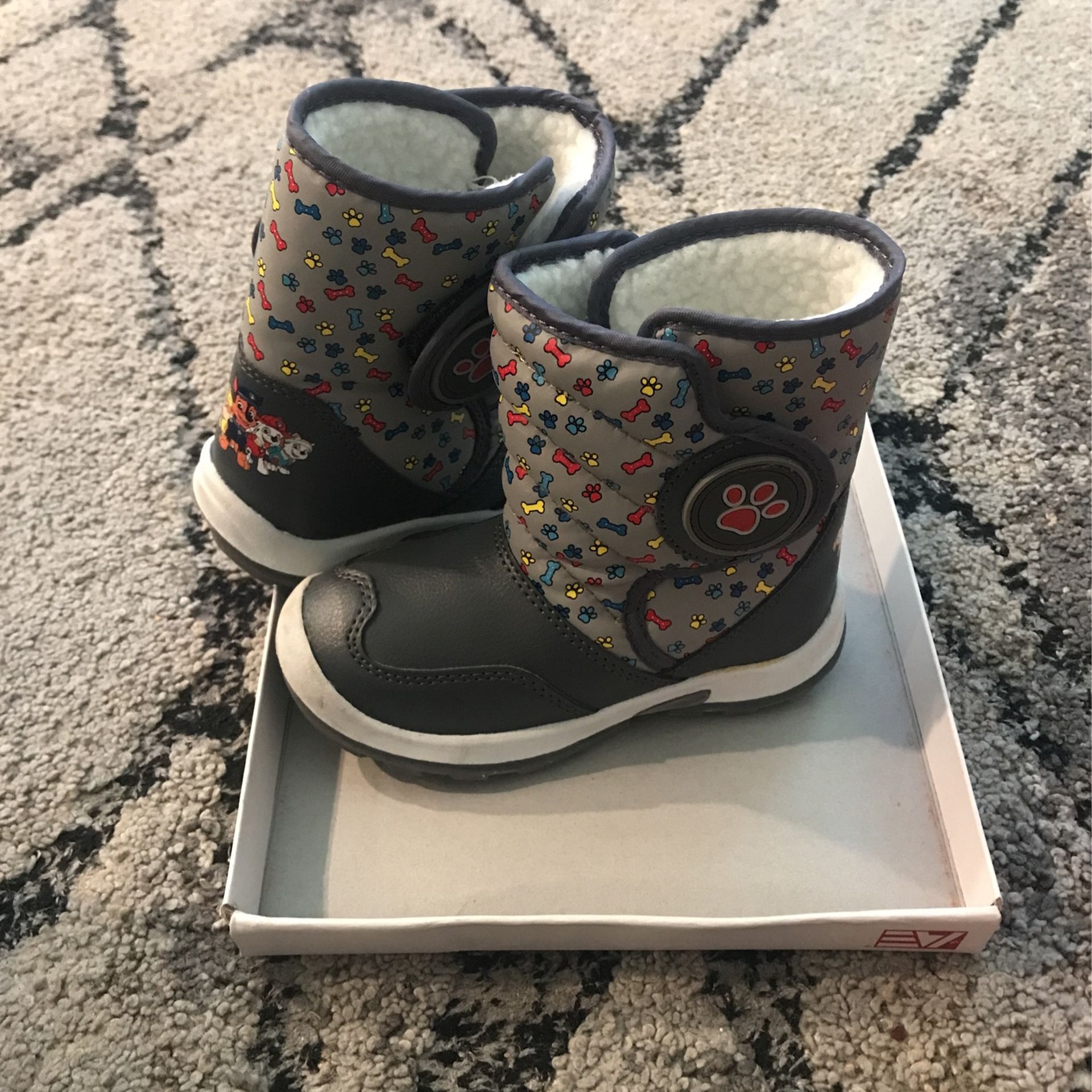 Paw Patrol Snow Boots Toddler Size 9