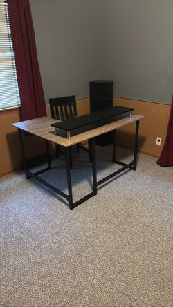 Desk An Book Shelf