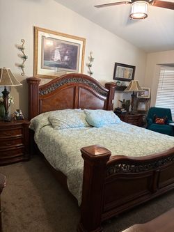 King Size Ornate Wood Bed Frame 5 piece- mattress included
