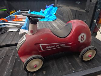 Radio Flyer Kids Ride-On Toy Car