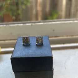 14kt Diamond Earrings 