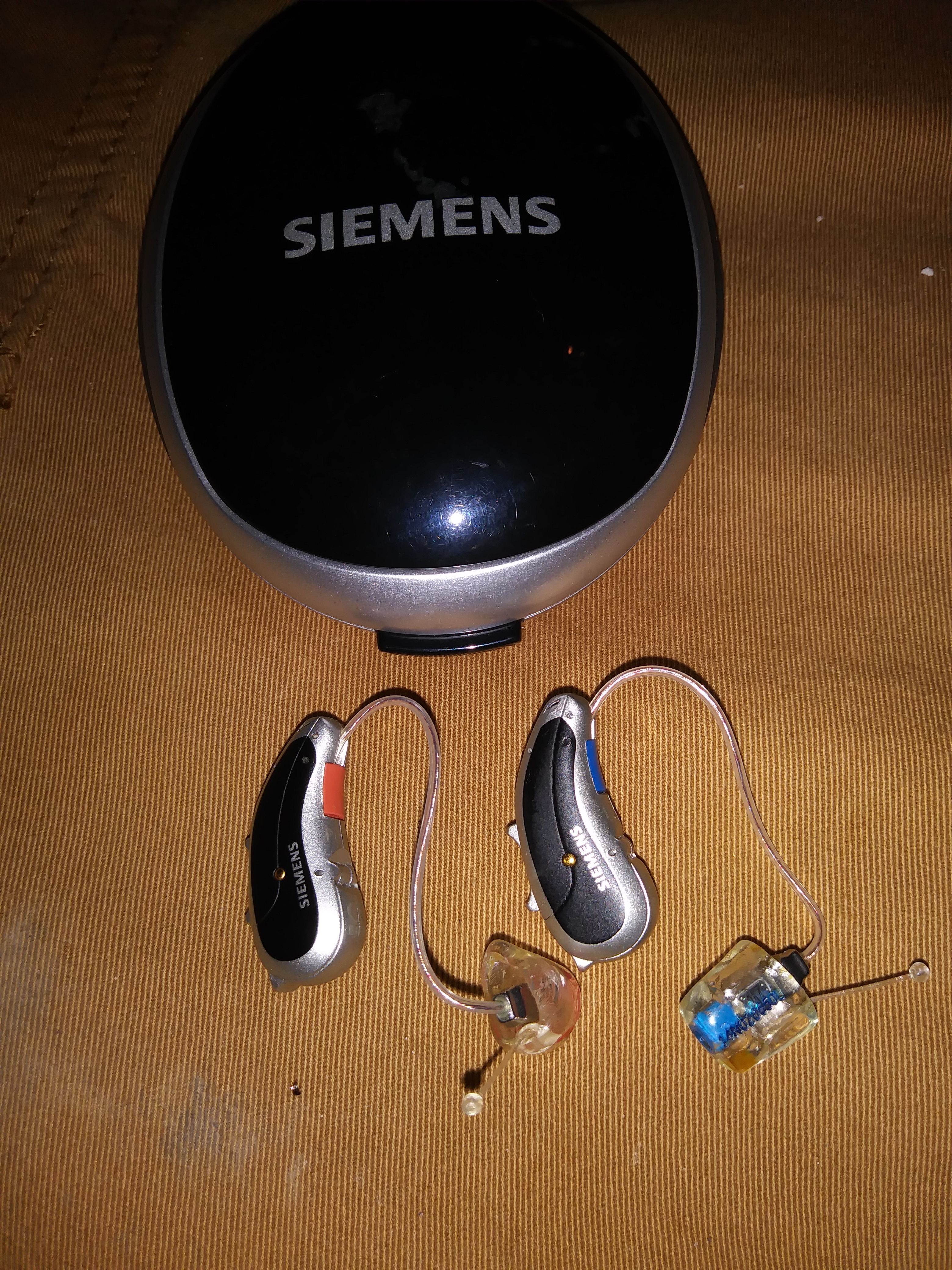 Siemens 0123 Pure Binax Premium 48 Channel Hearing Aids... New (Negotiable)