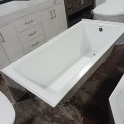 Freestanding Bathtubs Different Styles And Sizes Starting At $399 & Up !!