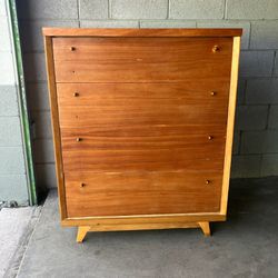 Solid Wood Vintage Mid Century Modern 4 Drawer Dresser