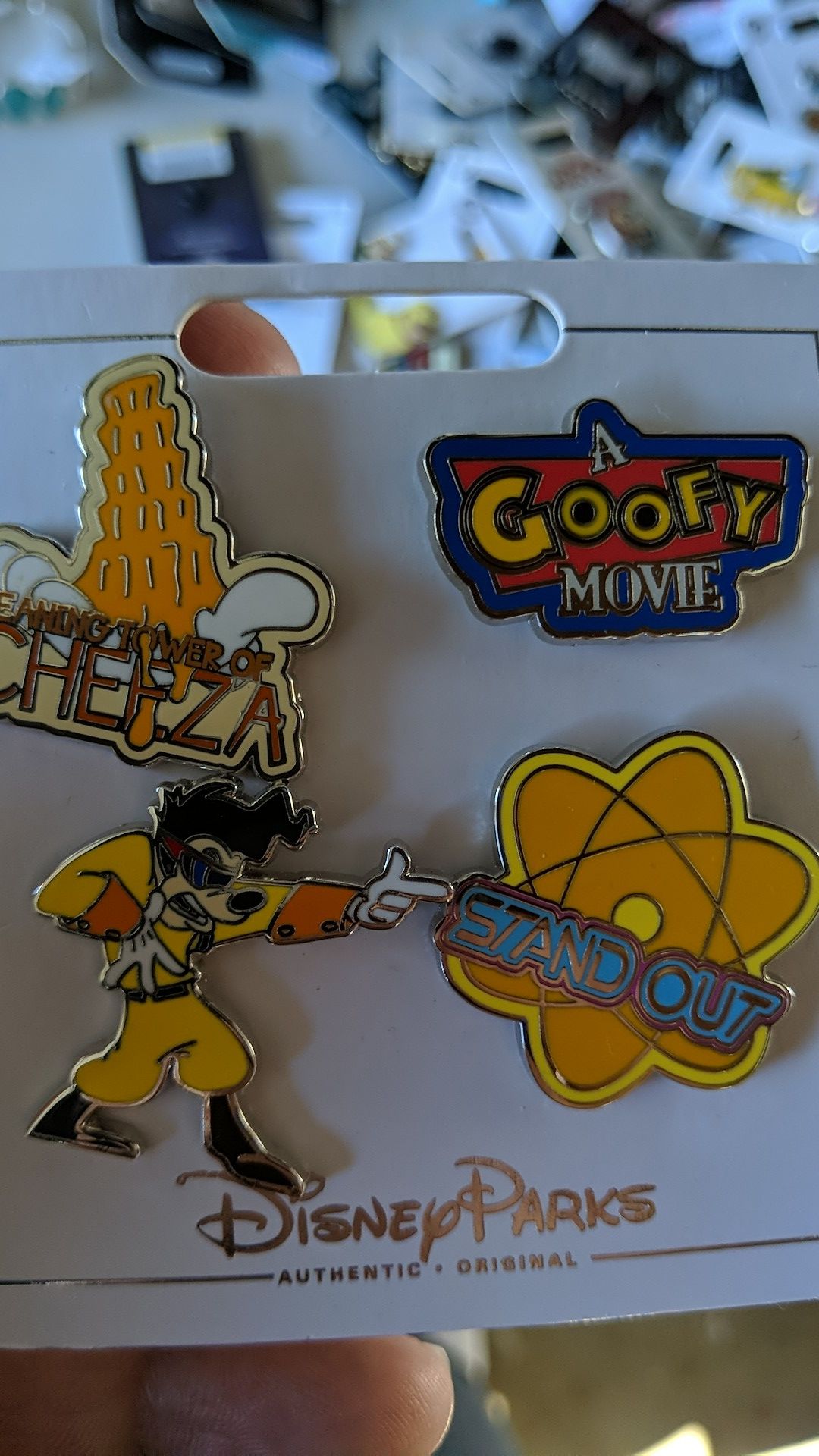 Disney goofy collectible pins set new 10$