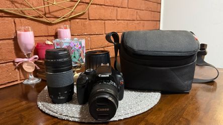 Cannon EOS Rebel T3 Bundle