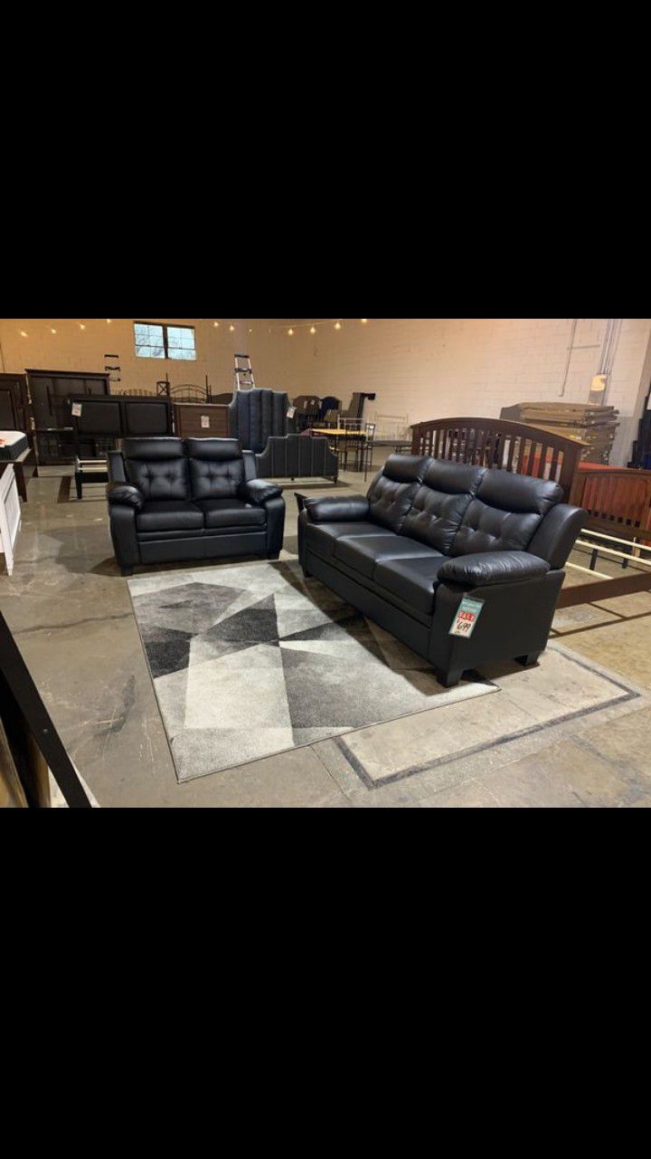 New 2pc sofa set