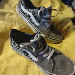 Very Good Condition Almost New Vans Off The Wall Skater Shoes Men's 7.5 Women's 9