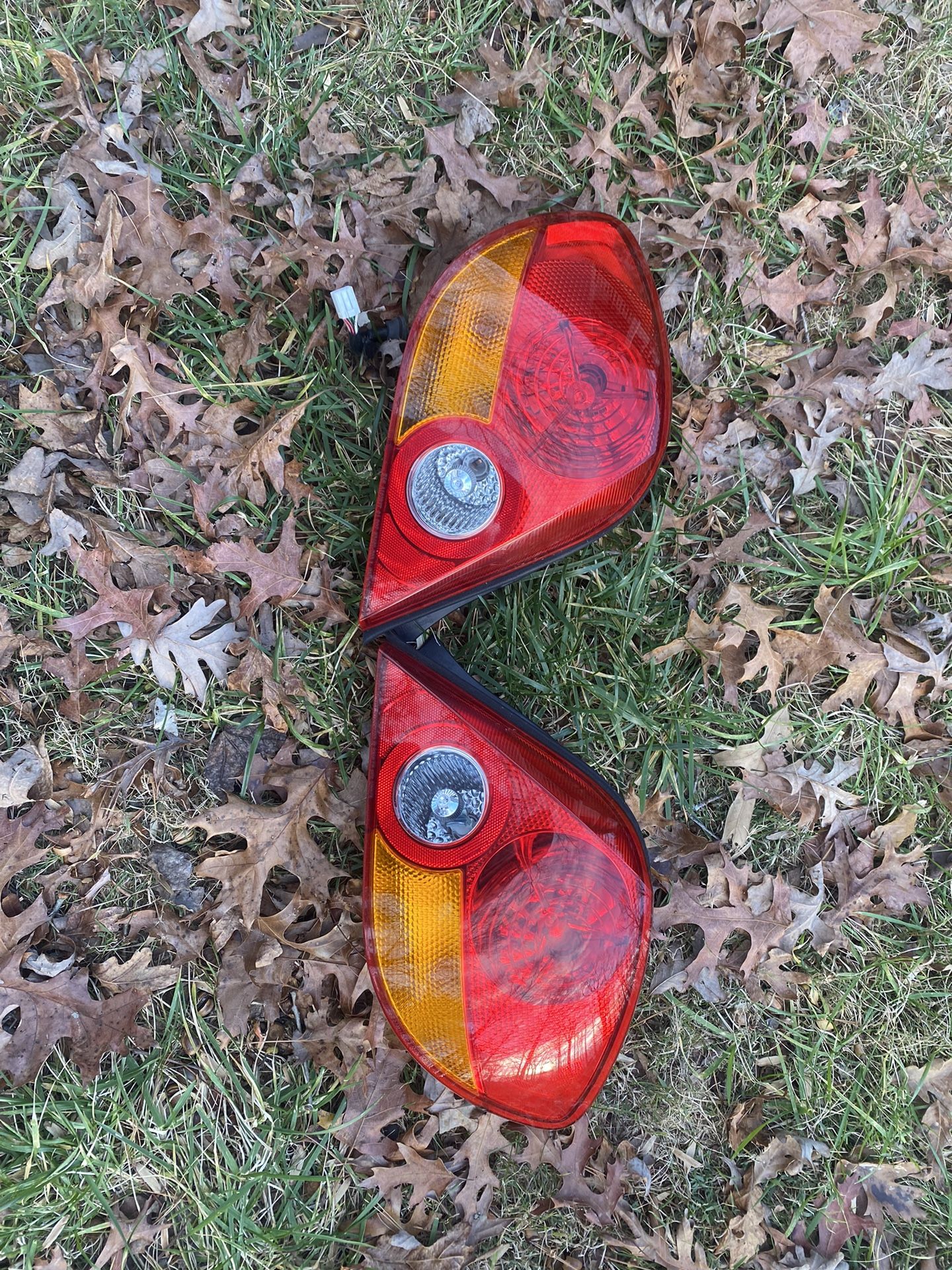 2005 Hyundai Tiburon Tail Light Assembly 