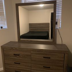 Queen Size Bed Frame And Dress With Mirror