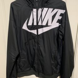 Nike Windbreaker Size M 