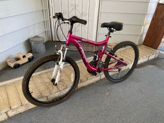 Mongoose 21 speed Mt Bike