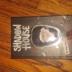 Book-Shadow House No Way Out
