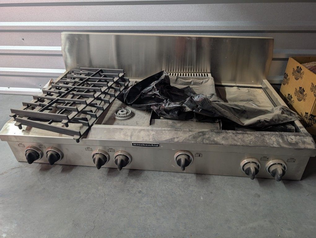 Brand New Kitchen Aid Gas 6 Burner With Griddle
