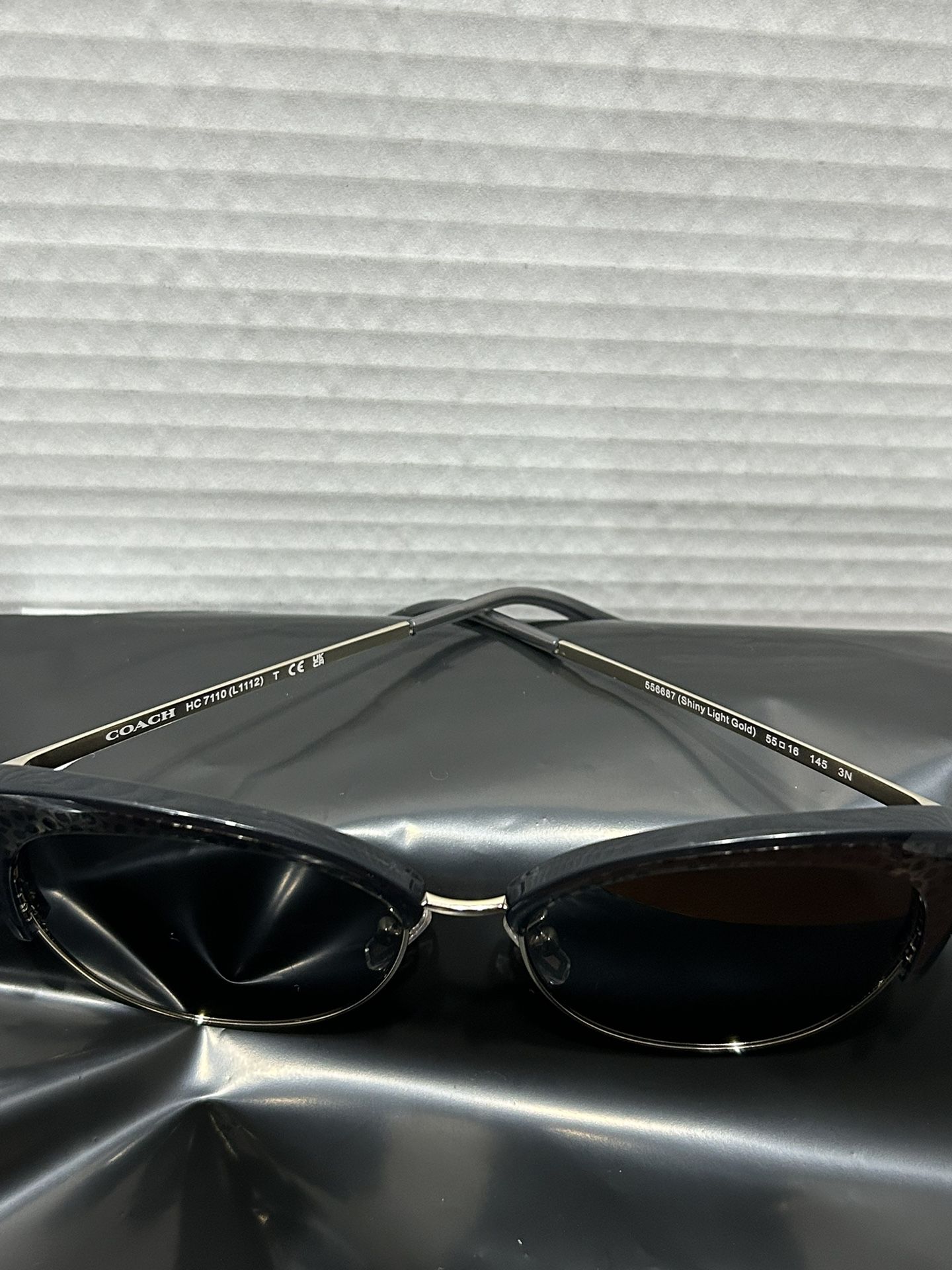Coach HC7110 Cat Eye Sunglasses, Authentic, MSRP: $214