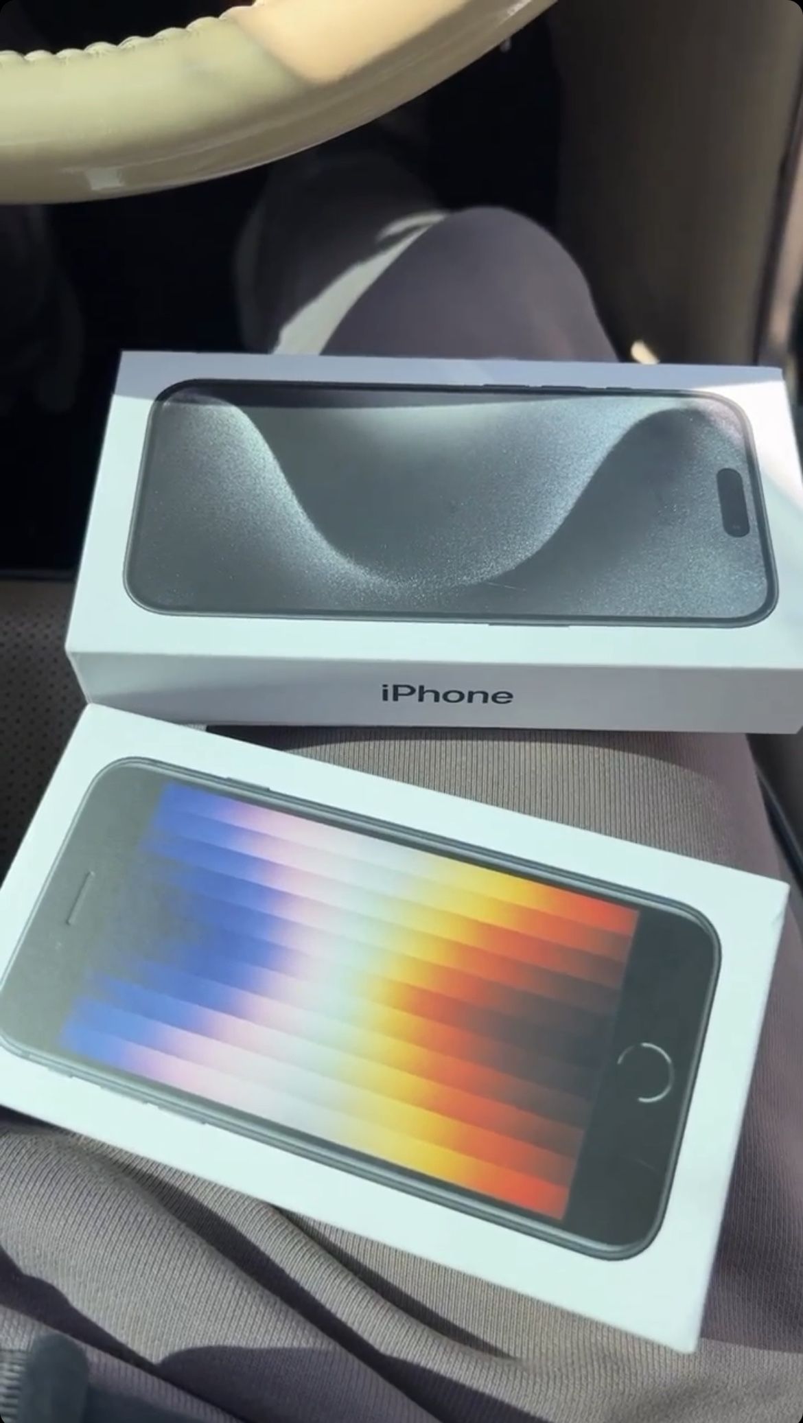 iPhone 15 Pro & iPhone SE