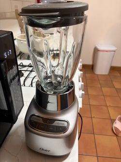 Oster Blender with Glass Jar