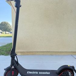 Electric scooter