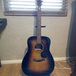 USED Yamaha F335 Acoustic Guitar