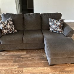 Sofa Chaise in Slate Gray