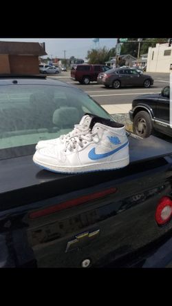 Jordan 1 Legend Blue