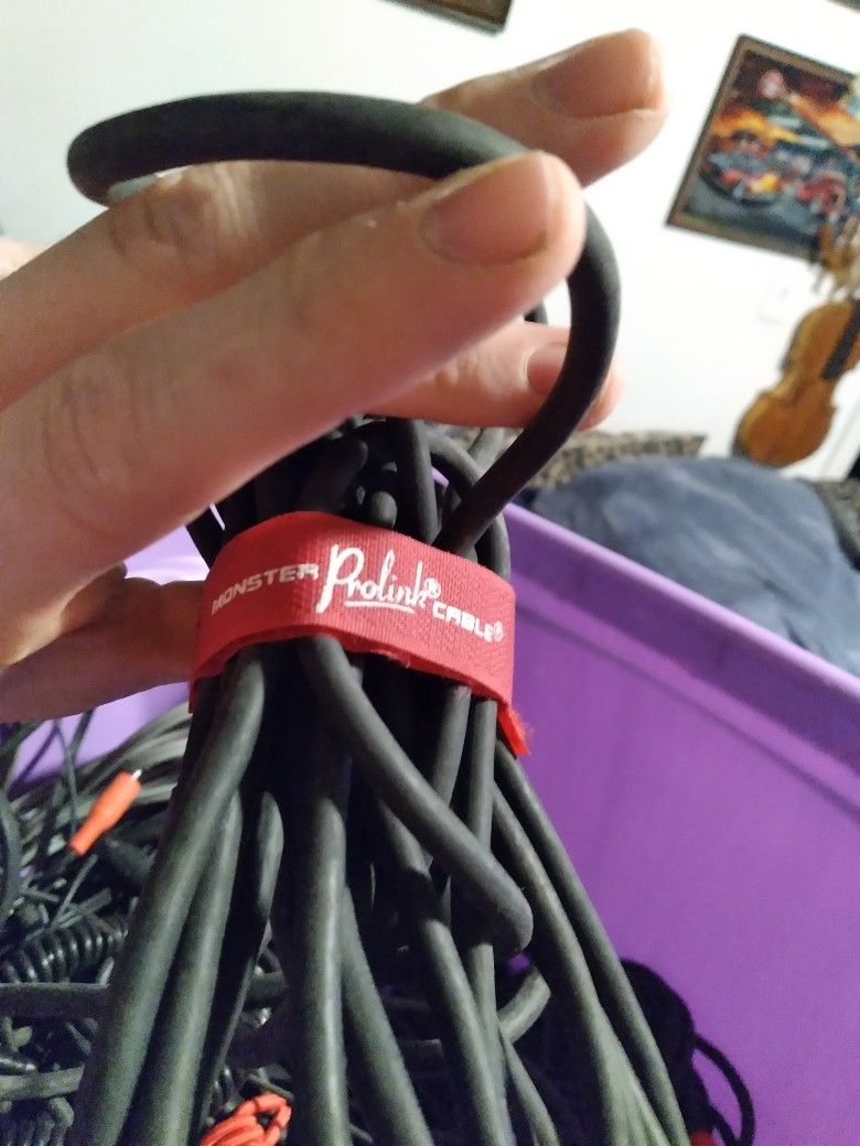 Fender Monster Cords And More Guitar Jacks