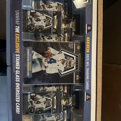 Mosaic Football Card Superbox