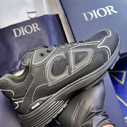 Dior B30