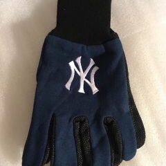 Yankees Gloves